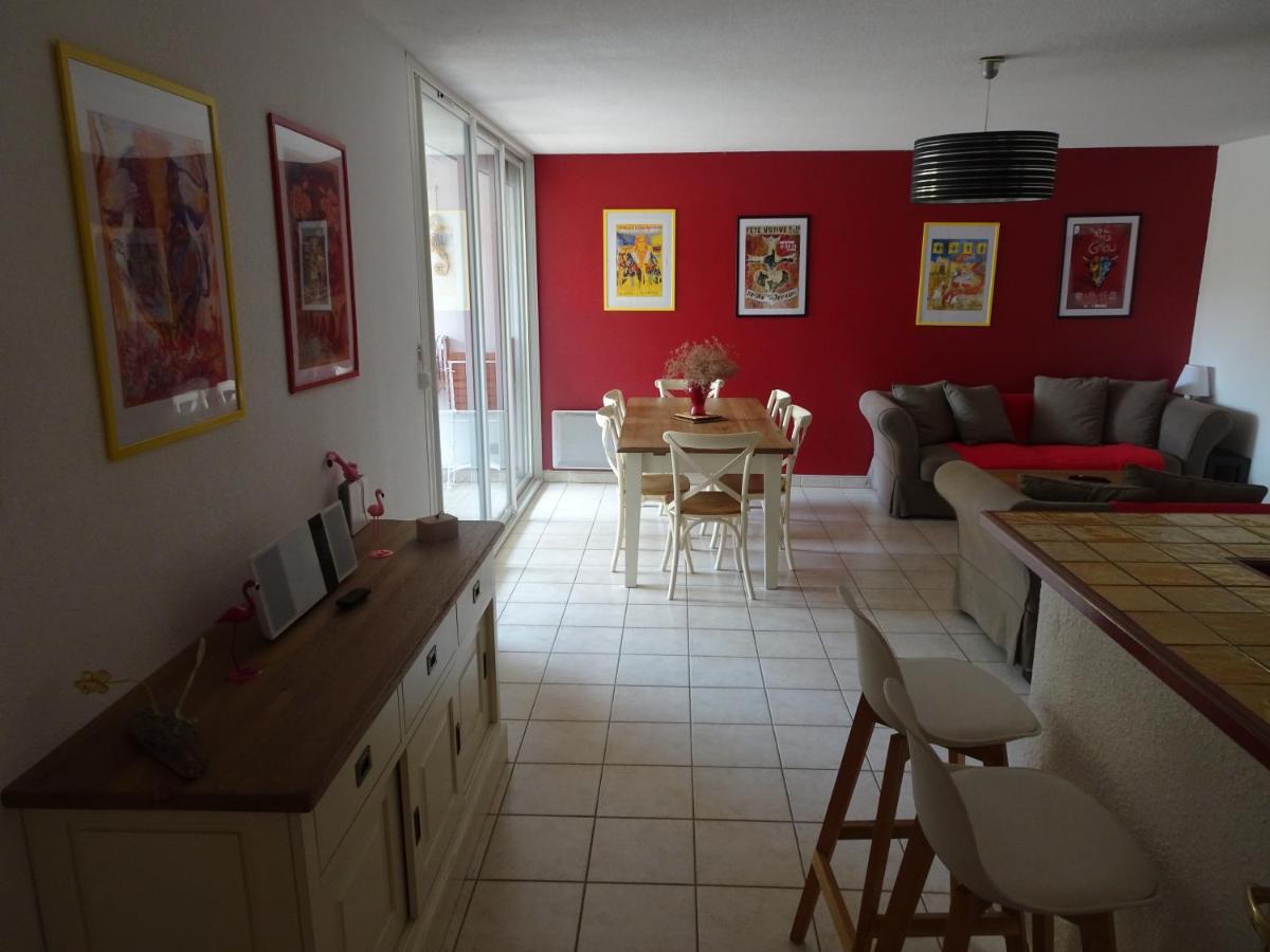Les Manades Apartment Aigues-Mortes Exterior photo
